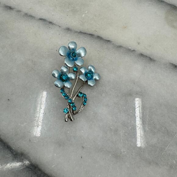 Vintage Blue Flower Brooch - Picture 1 of 4